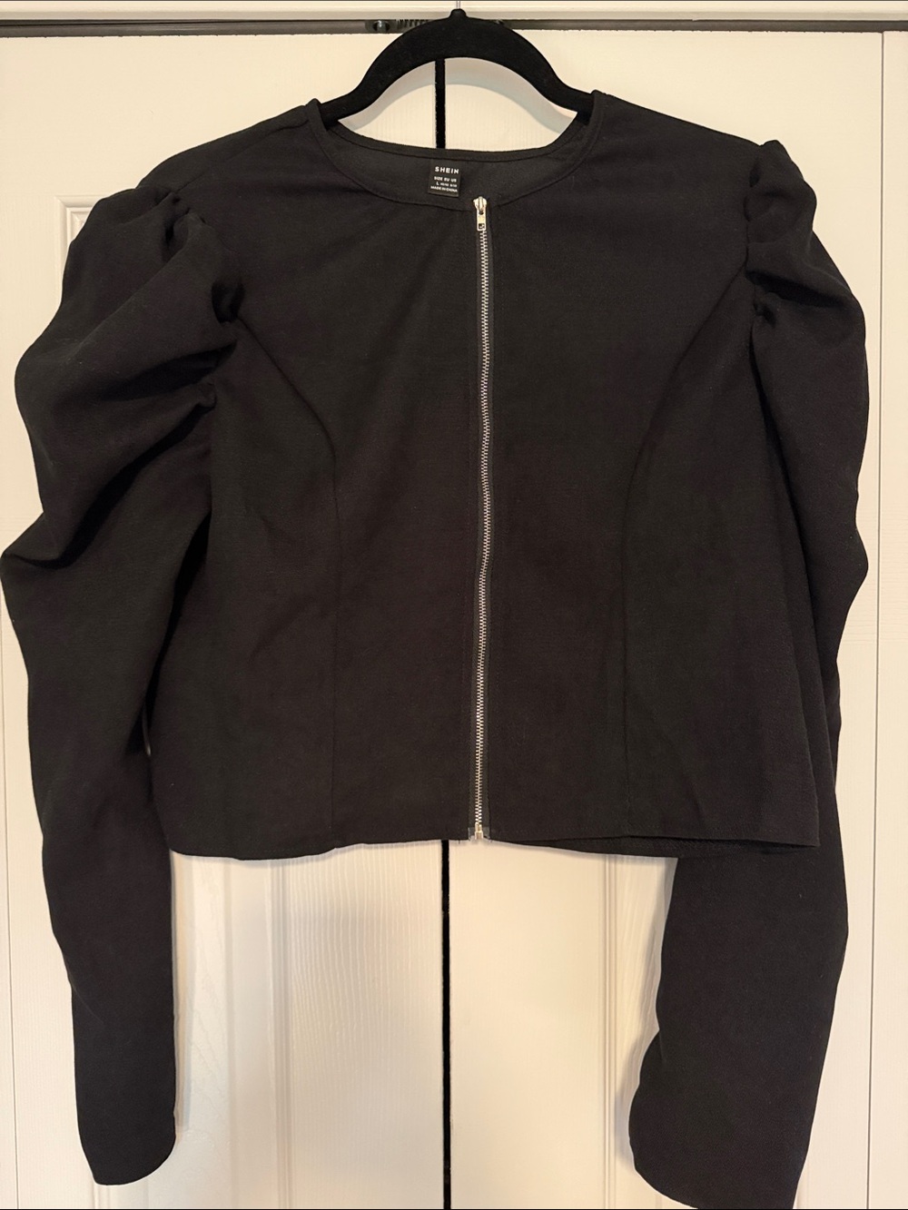SHEIN Black Zip-Front Blazer with Puff Shoulders